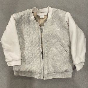 Burberry baby sweatshirt and pants set. Excellent condition! 6m